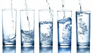 عوارض زياد آب خوردن ، کرونا و آب ، عوارض زیاد نوشیدن آب ، کرونا و آب